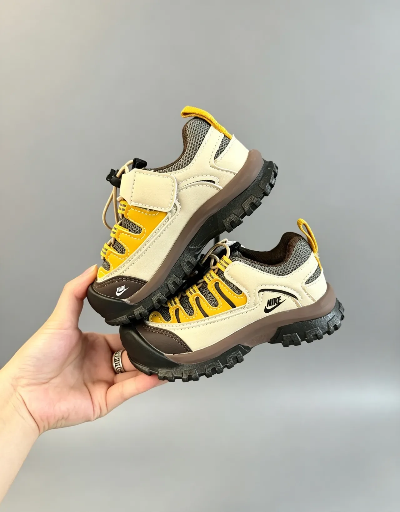 Nike Beige Purple Rugged Lugged Outsole Mixed-Material Upper Lifestyle Sneakers 11