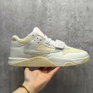 Nike Beige White Layered Leather And Textile Upper Sculpted Multi-Density Midsole Sneakers