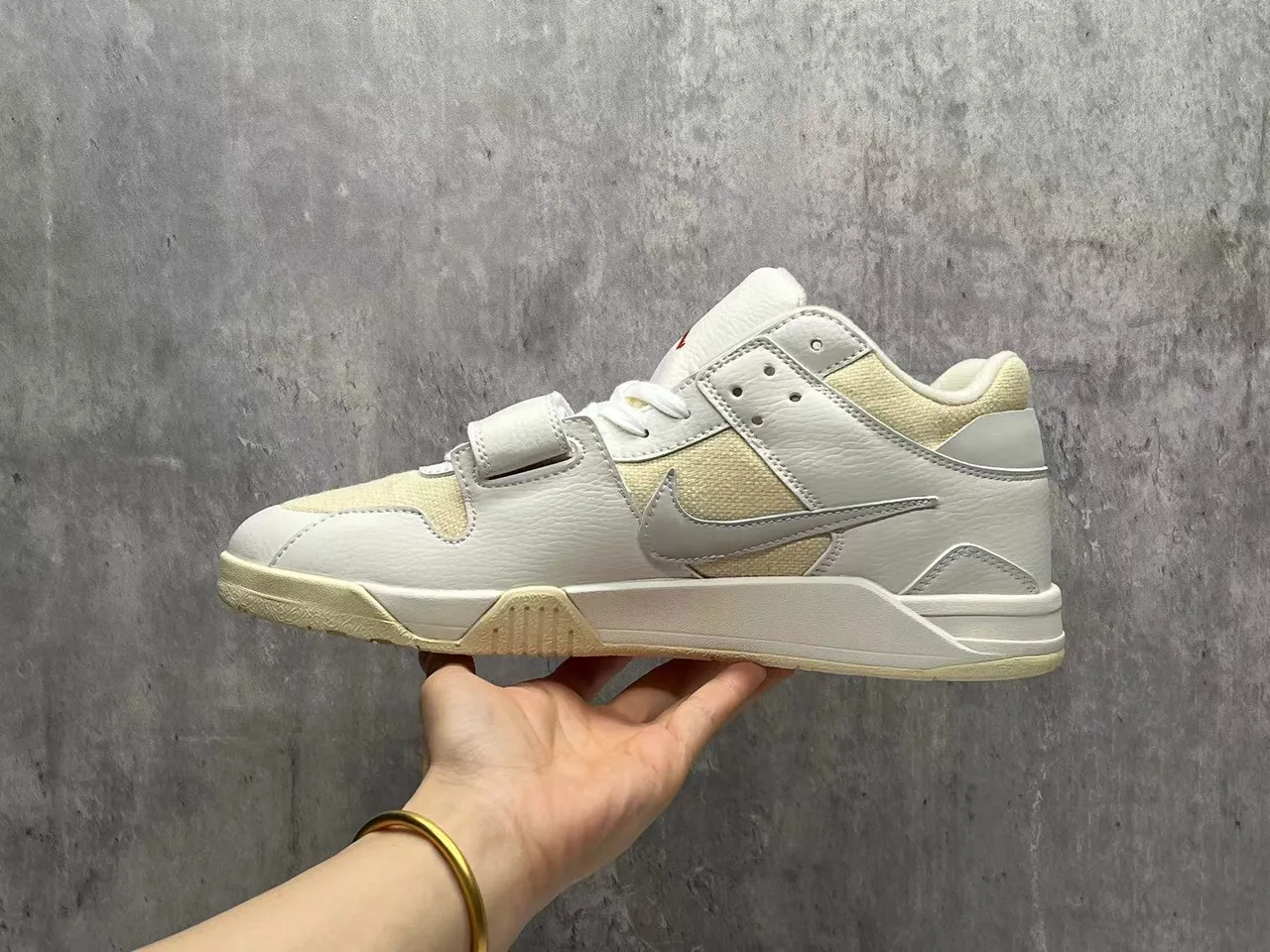 Nike Beige White Layered Leather And Textile Upper Sculpted Multi-Density Midsole Sneakers 5