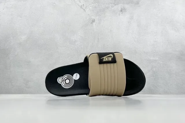 Nike Benassi Negro Beige Sandalias de Una Sola Correa Textil Acanalado 7