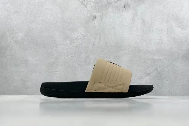 Nike Benassi Negro Beige Sandalias de Una Sola Correa Textil Acanalado 8