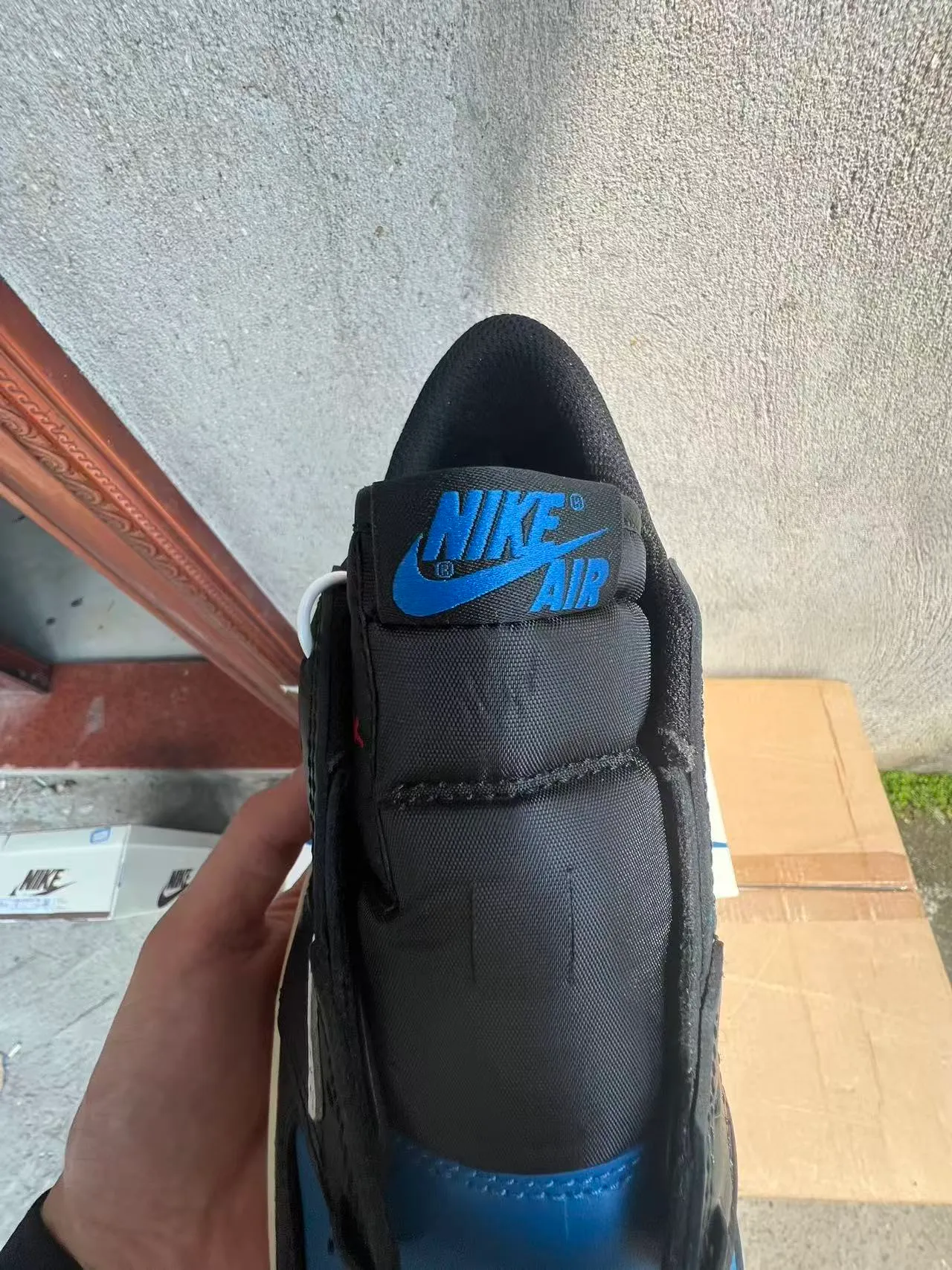 Nike Black Blue Low-Top Silhouette Leather Upper Lifestyle Sneakers 4