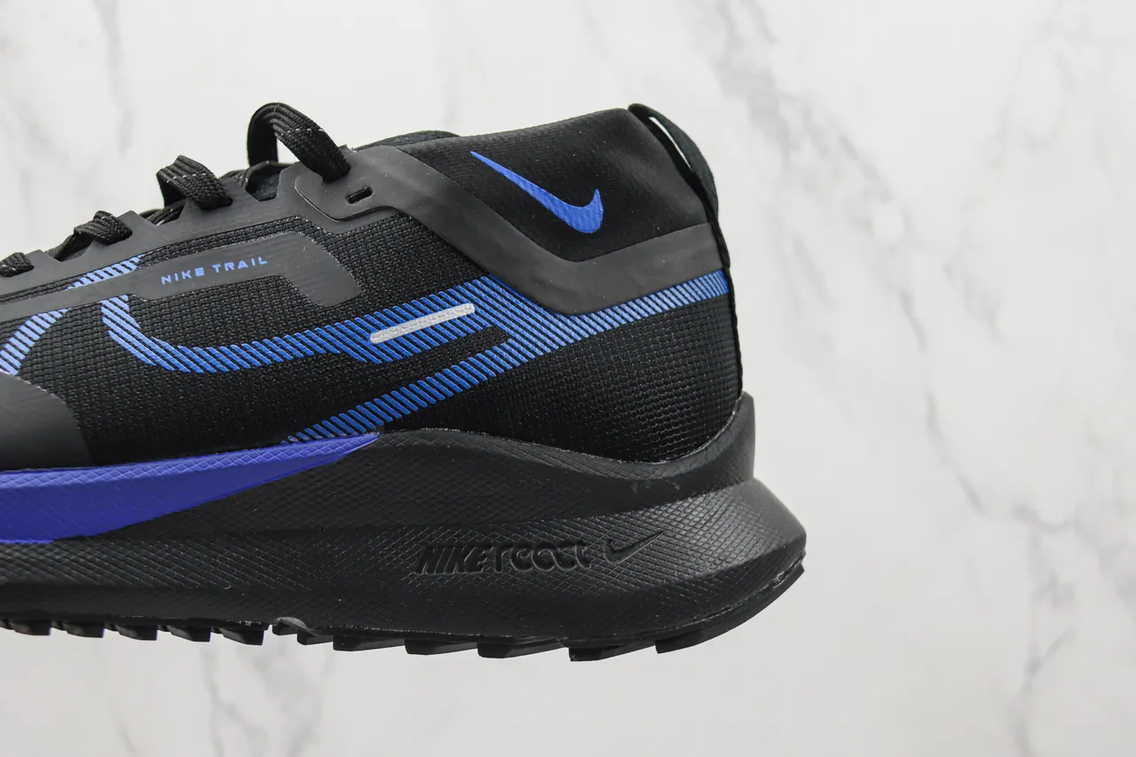Nike Black Blue Mesh And Synthetic Upper Accent Stripes Running Shoes 7