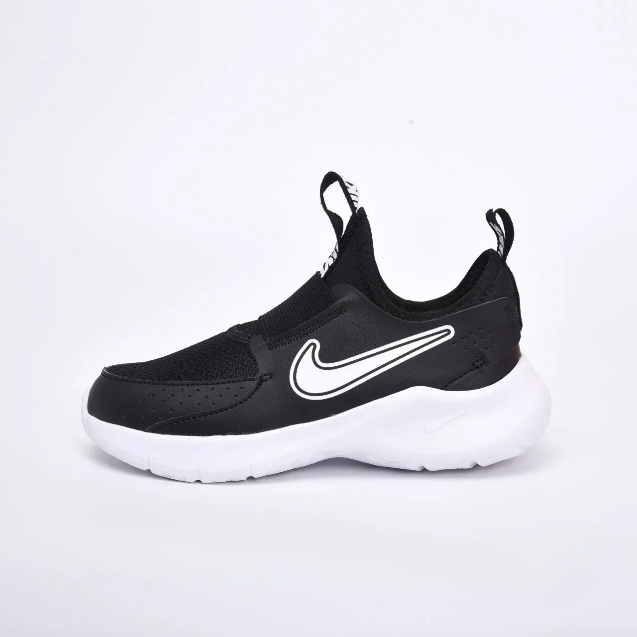 Nike Chaussures Lifestyle Noires et Dorées Slip-On en Maille Perforée 11