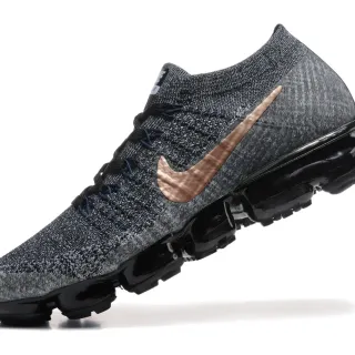 Nike 黑色灰色 Flyknit 上层 可见 气垫 缓震 鞋底 生活方式 运动鞋