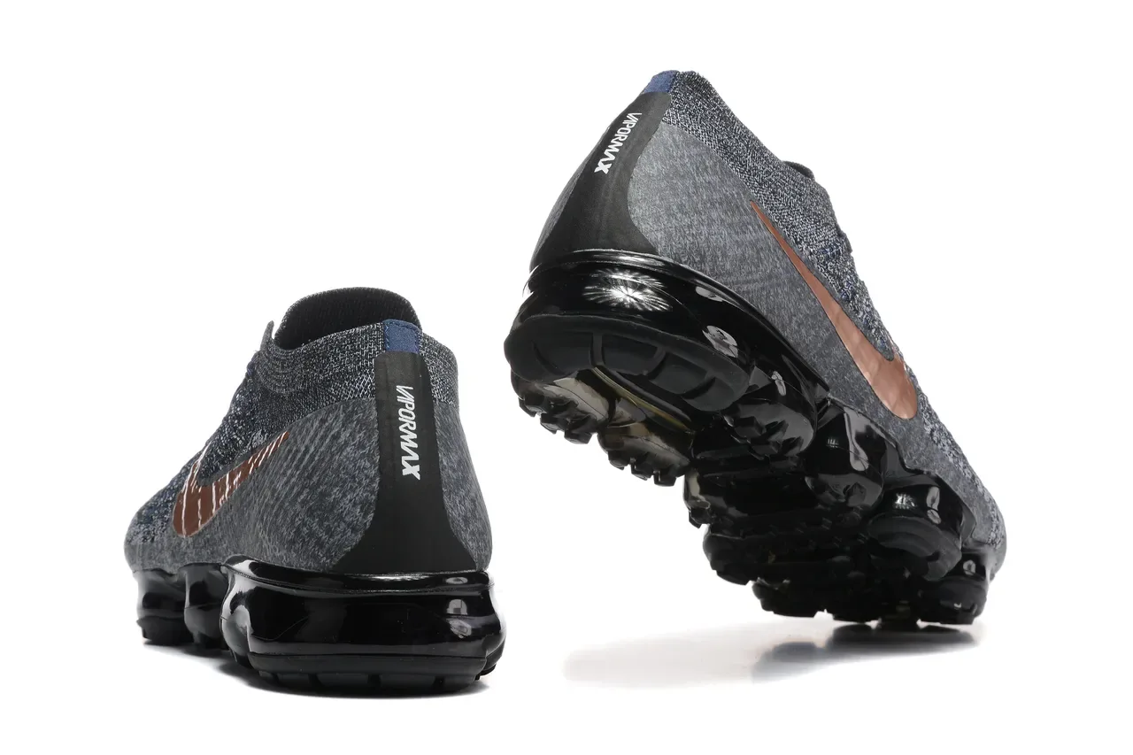 Nike Black Gray Flyknit Upper Visible Air Cushioning Sole Lifestyle Sneakers 2