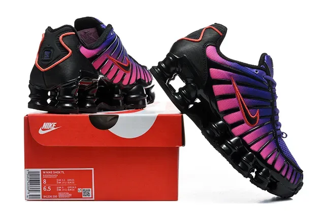 Nike Black Pink Segmented Shox Cushioning Midsole Gradient Striped Upper Lifestyle Sneakers 7