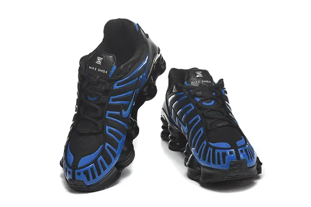 Nike Black Pink Segmented Shox Cushioning Midsole Gradient Striped Upper Lifestyle Sneakers 15