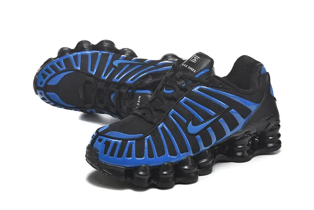 Nike Black Pink Segmented Shox Cushioning Midsole Gradient Striped Upper Lifestyle Sneakers 16