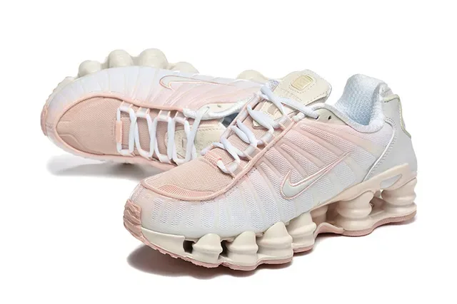 Nike Black Pink Segmented Shox Cushioning Midsole Gradient Striped Upper Lifestyle Sneakers 22