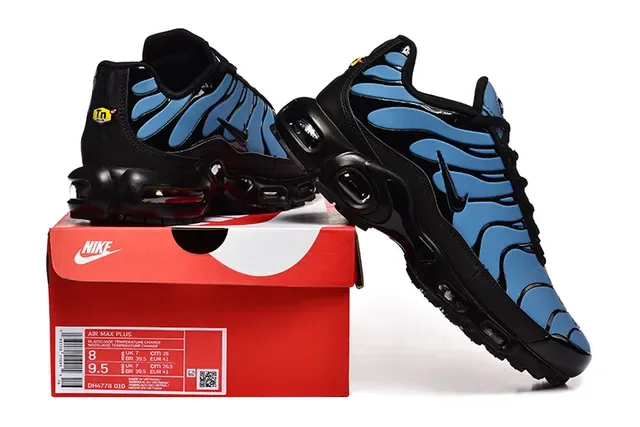 Nike Black Pink Wave-Pattern Overlays Sculpted Air-Unit Midsole Lifestyle Sneakers 3