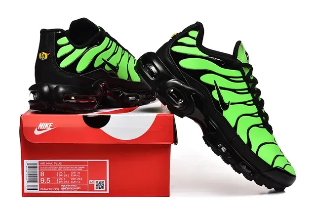 Nike Black Pink Wave-Pattern Overlays Sculpted Air-Unit Midsole Lifestyle Sneakers 10