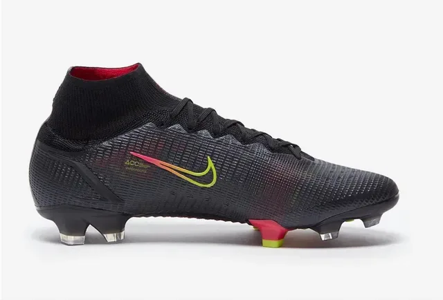 Nike Noir et Rouge Coupe Haute Col Tricot Swoosh Dynamique Gradation Overlay Surface Ferme Chaussures de Football 5