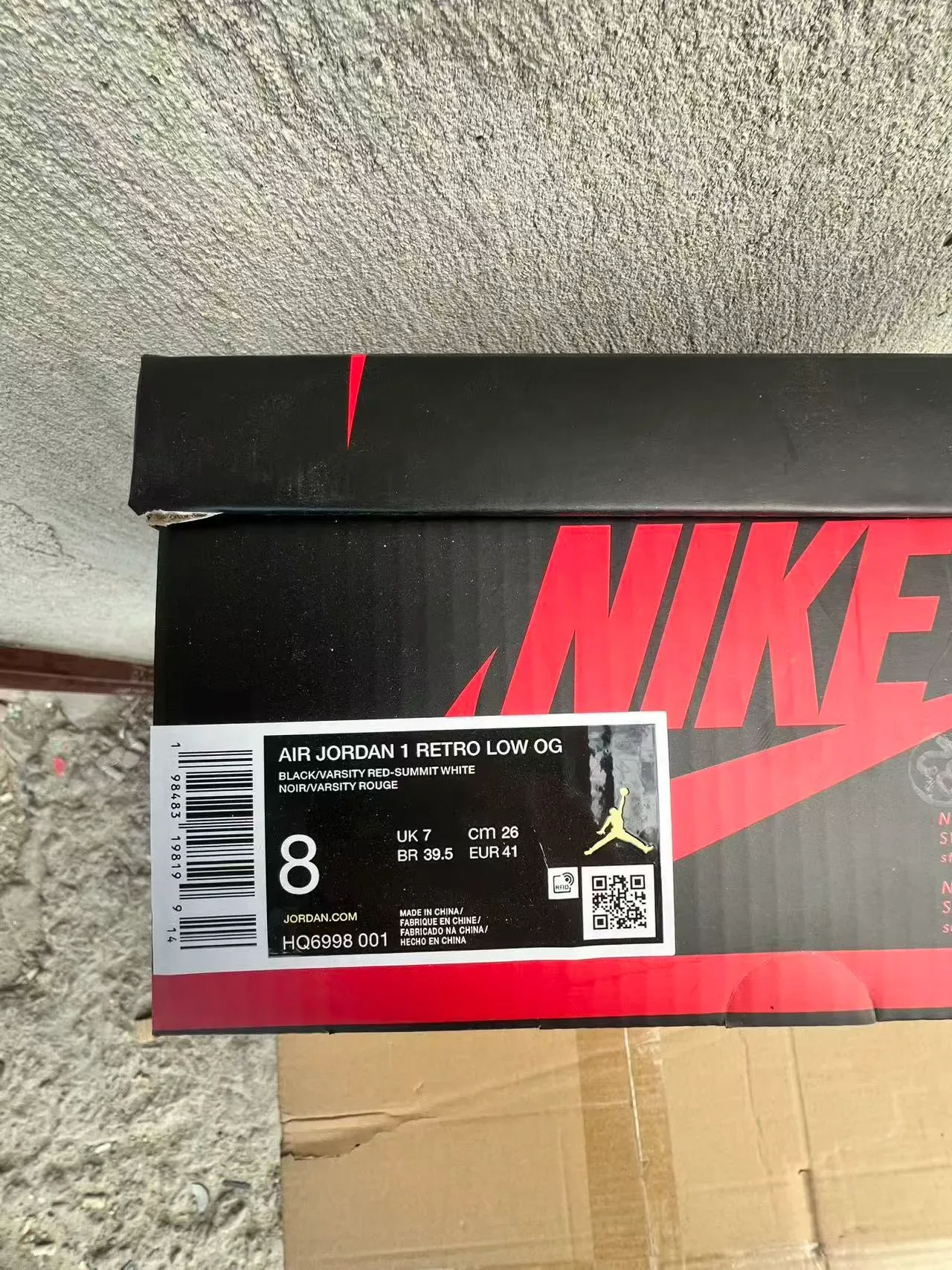 Nike Black Red Leather Upper Perforated Toe Box Lifestyle Sneakers 10