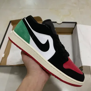 Nike Black Red Low-Top Suede And Leather Paneling Lifestyle Sneakers