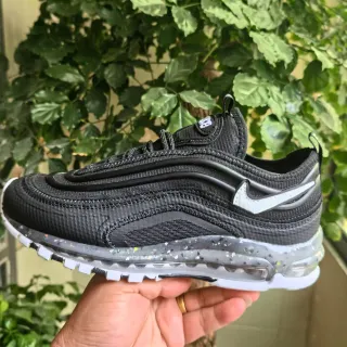 Nike Black Silver Layered Wave-Pattern Upper Full-Length Visible Air Unit Lifestyle Sneakers