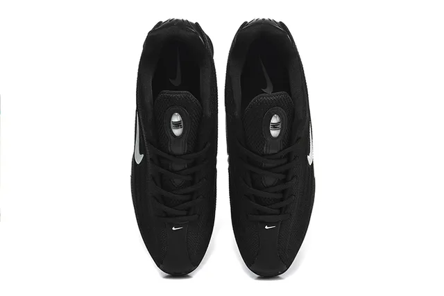 Nike Black Silver Mesh Upper Metallic Wave Midsole Lifestyle Sneakers 3