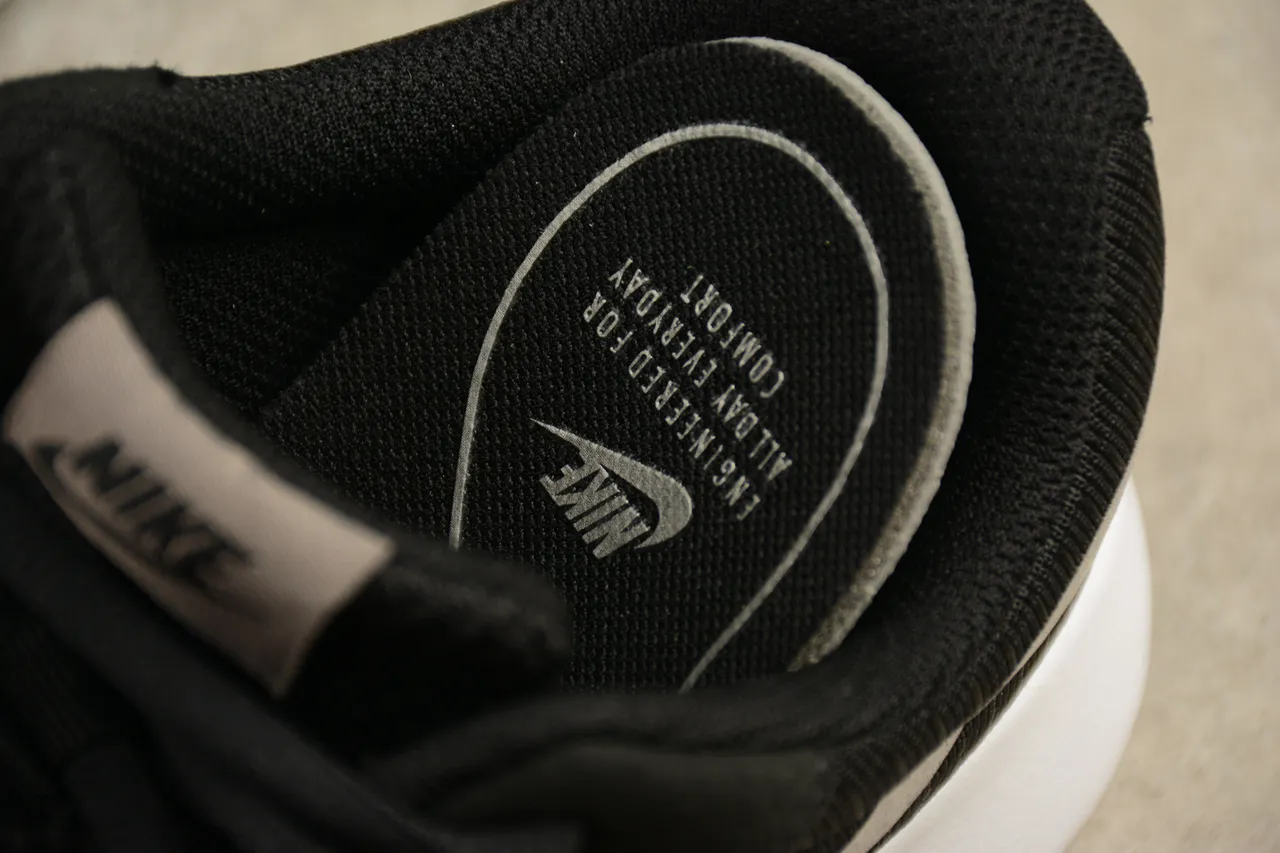 Nike Black Silver Ribbed Knit Upper Metallic Swoosh Lifestyle Sneakers 4