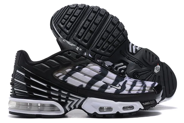 Nike Black White Zebra-Print Mesh Upper Layered Synthetic Cage Lifestyle Sneakers 5