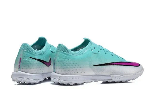 Nike Chaussures de Football Bleues Roses avec Upper en Knit, Gradiente Aqua-To-White pour Turf 5