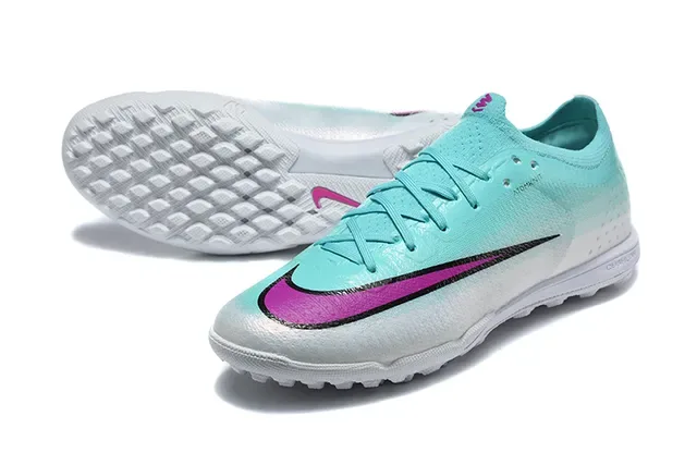 Nike Chaussures de Football Bleues Roses avec Upper en Knit, Gradiente Aqua-To-White pour Turf 6