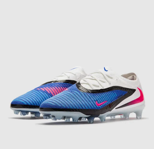 Nike Blue White Ribbed Flyknit Upper Asymmetrical Black Overlay Firm-Ground Soccer Shoes 2