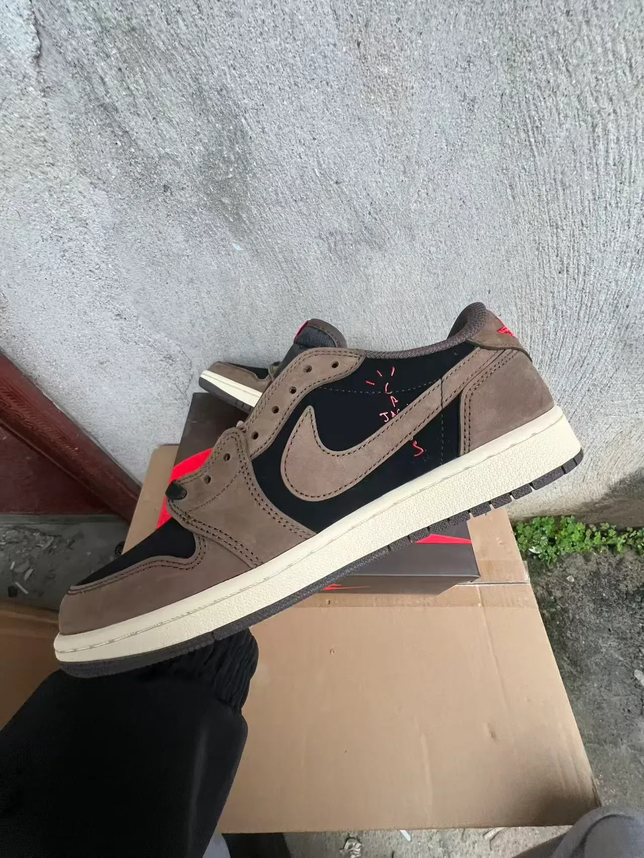 Nike Sneakers Lifestyle Marron Noir Déconstruit Daim et Cuir 5