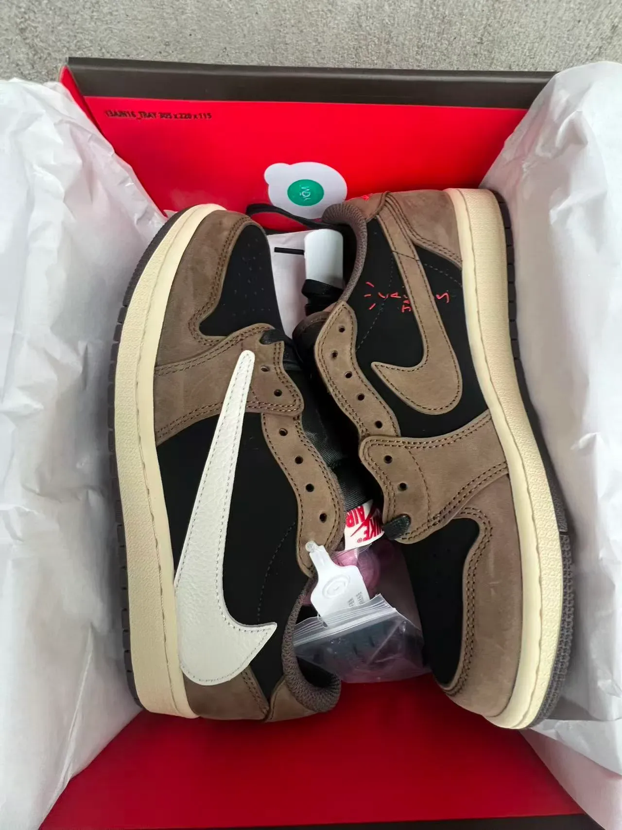 Nike Sneakers Lifestyle Marron Noir Déconstruit Daim et Cuir 9