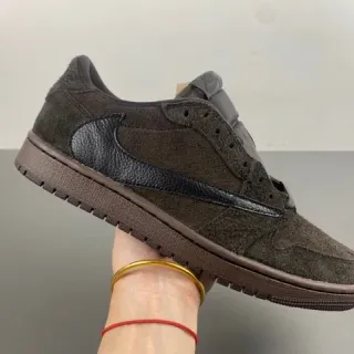 Nike Brown Black Laceless Slip-On Suede And Leather Upper Lifestyle Sneakers