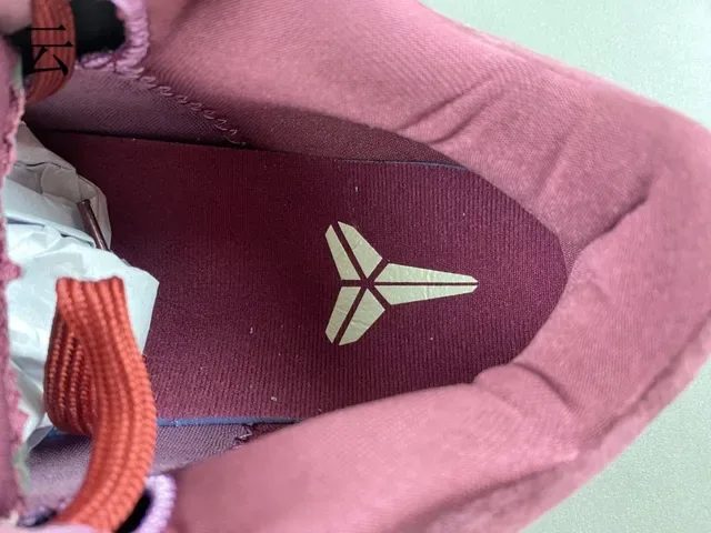 Nike Burgundy Gold Suede Upper Perforated Toebox Sneakers 9