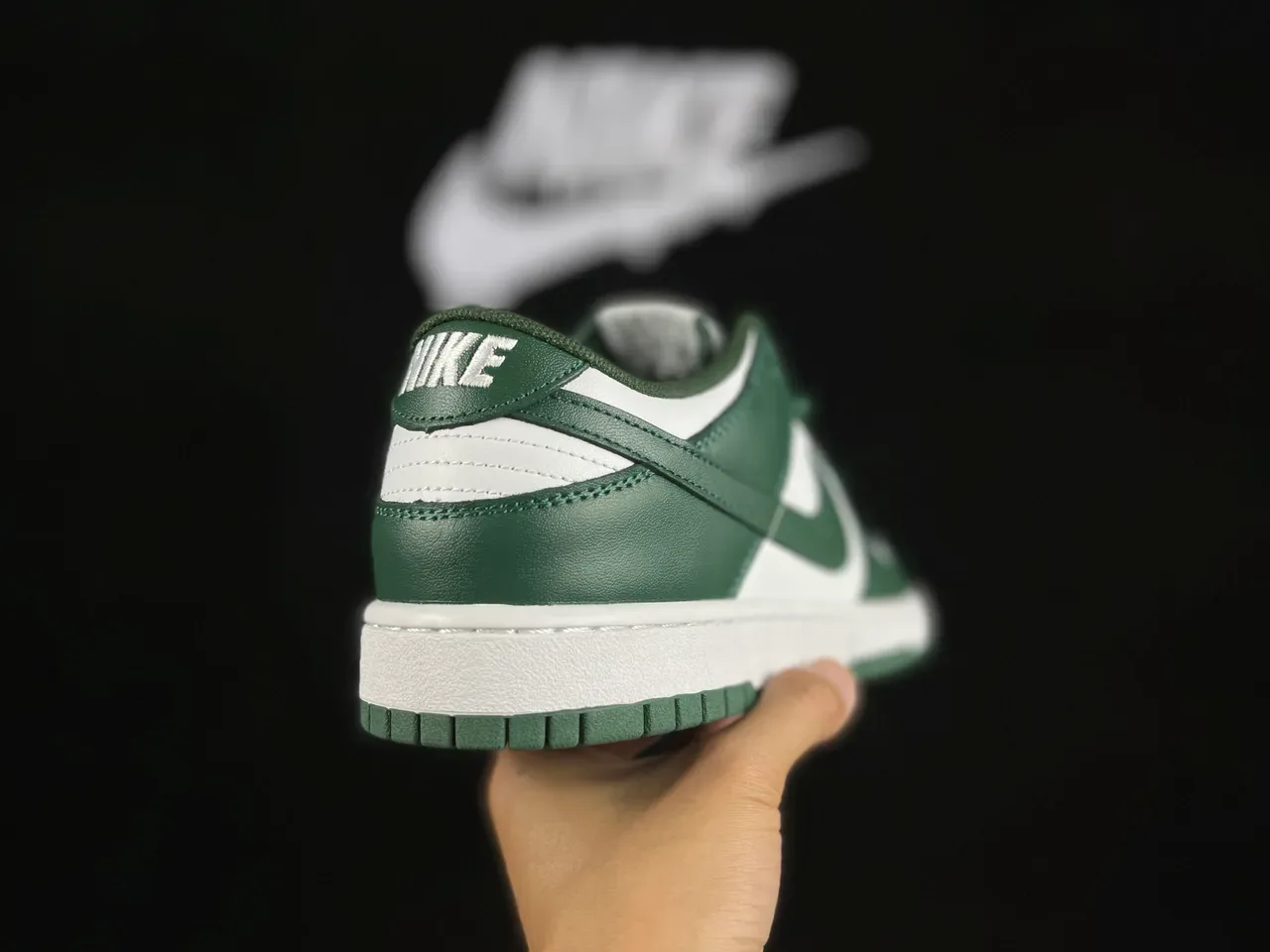 Nike Dunk Low Green and White Lifestyle Sneakers 5