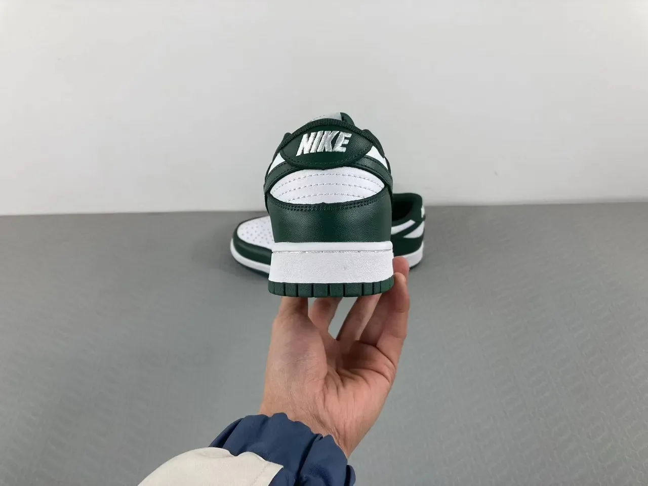 Nike Dunk Low Green and White Lifestyle Sneakers 11