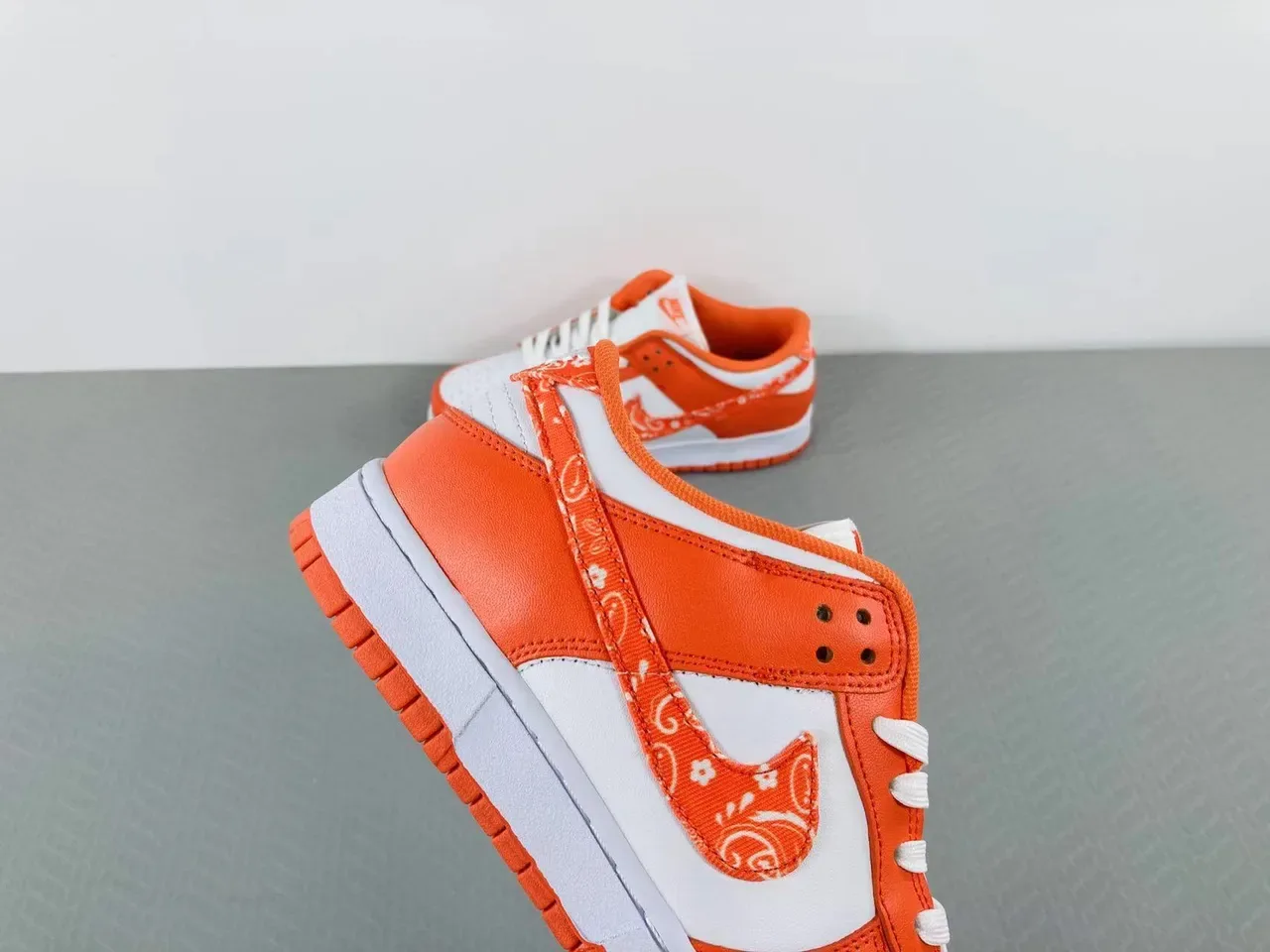 Nike Dunk Low Orange Bandana Print Lifestyle Sneakers 15