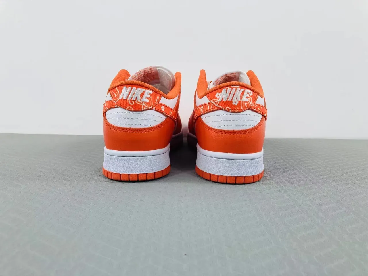 Nike Dunk Low Orange Bandana Print Lifestyle Sneakers 18