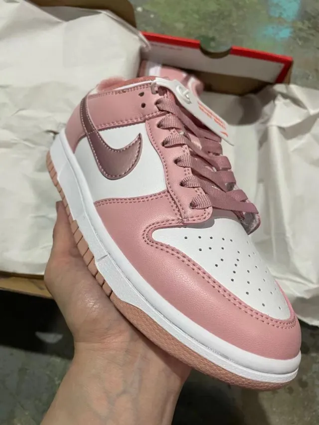 Nike Dunk Low Pink and White Lifestyle Sneakers 2