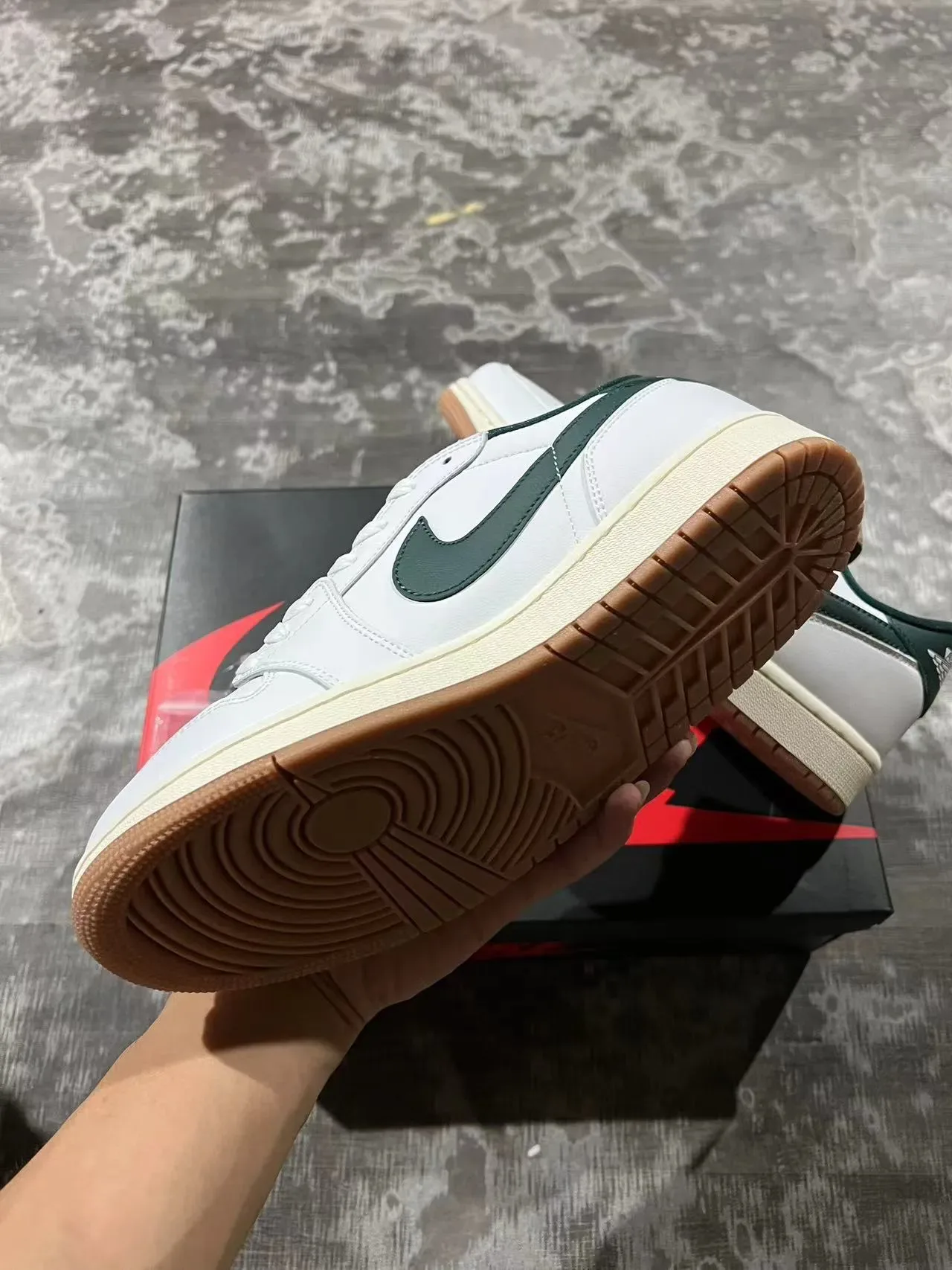 Nike Dunk Low Branco Verde Escuro Goma Lifestyle Sneakers 6