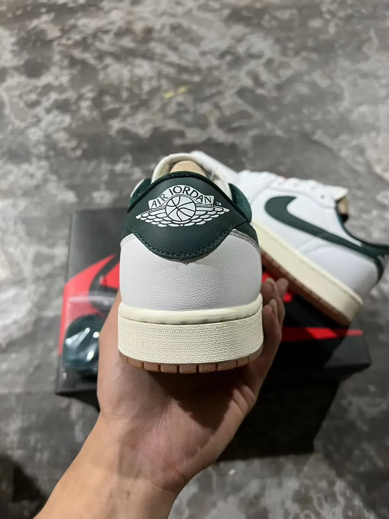 Nike Dunk Low Branco Verde Escuro Goma Lifestyle Sneakers 8