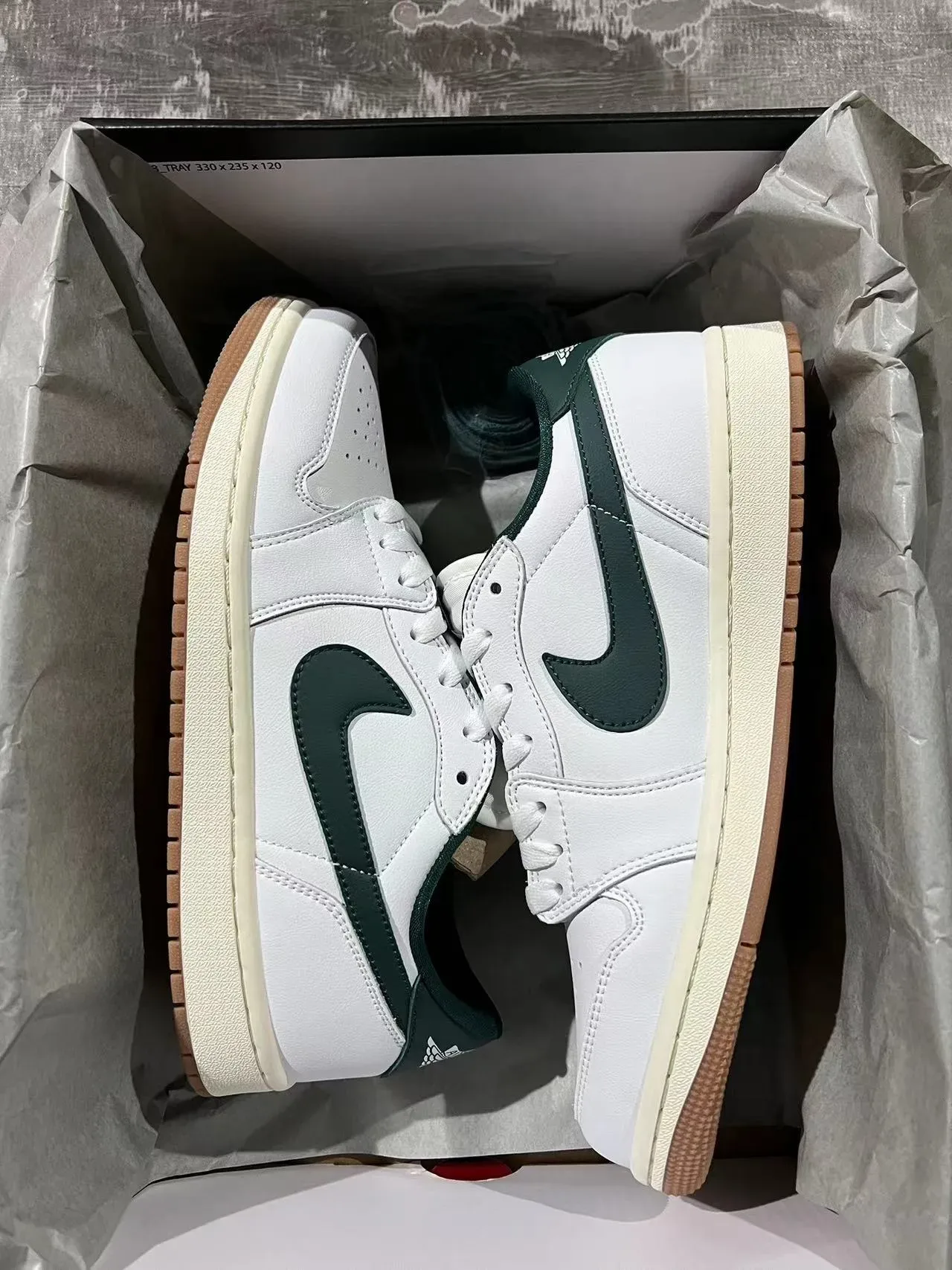Nike Dunk Low Branco Verde Escuro Goma Lifestyle Sneakers 9