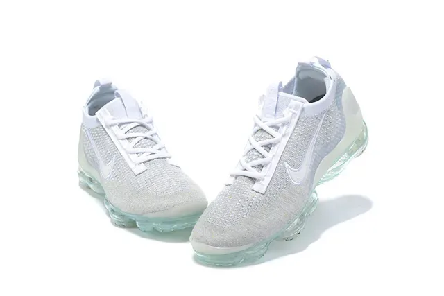 Nike Gray Transparent Engineered Knit Upper Full-Length Visible Air Unit Sole Lifestyle Sneakers 11