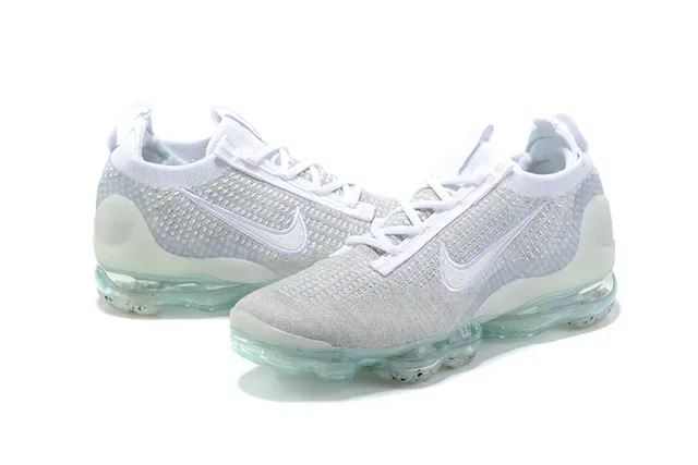 Nike Gray Transparent Engineered Knit Upper Full-Length Visible Air Unit Sole Lifestyle Sneakers 13