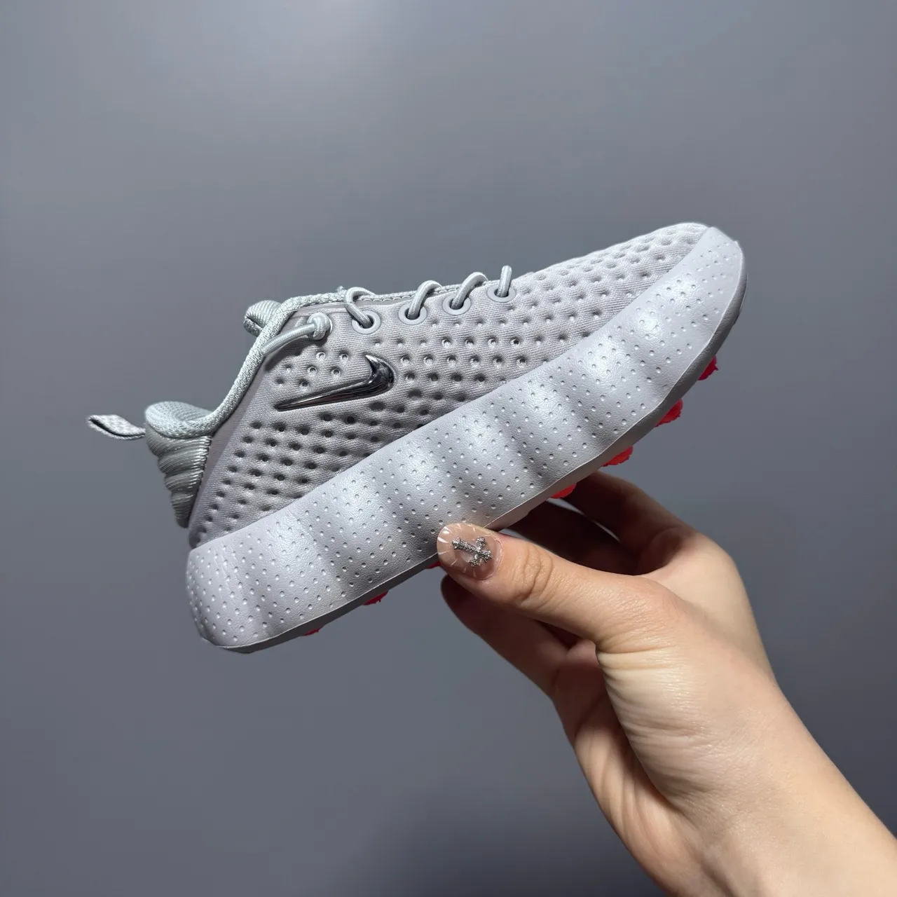 Nike Gray White Perforated Knit Upper Sculpted Wavy Midsole Running Shoes 16