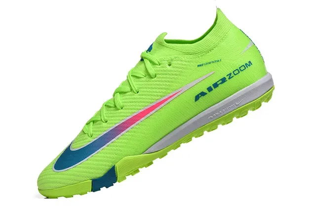 Nike Vert et Bleu Flyknit Low-Cut Silhouette Turf Chaussures de Football 4
