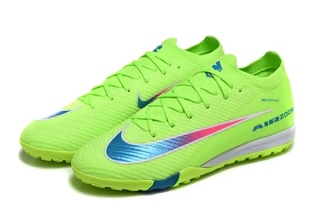 Nike Vert et Bleu Flyknit Low-Cut Silhouette Turf Chaussures de Football 8