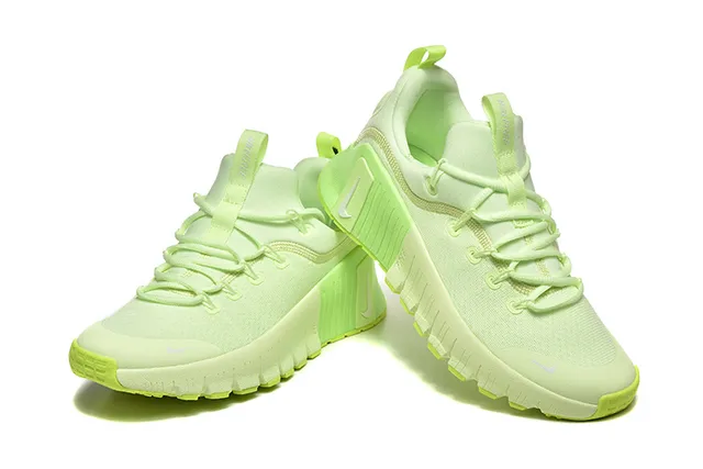 Nike Green Knit Upper Segmented Midsole Lifestyle Sneakers 3