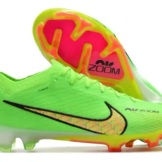 Nike সবুজ গোলাপি নিওন ফ্লাইকনিট আপার অর্ধস্বচ্ছ তল ফার্ম গ্রাউন্ড ফুটবল জুতো