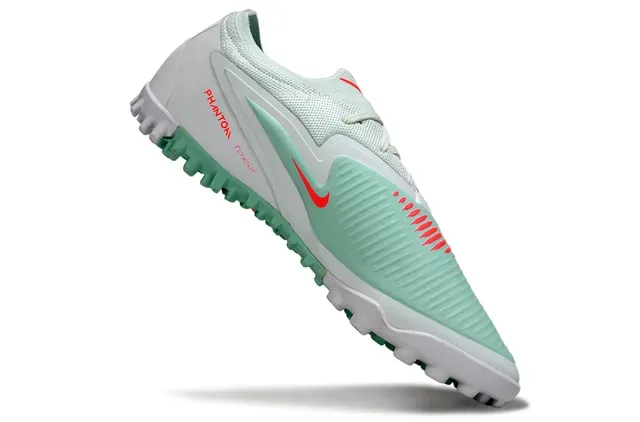 Nike Vert/Rouge Low-Cut Synthetic Mesh Upper Chaussures de Football Turf 2