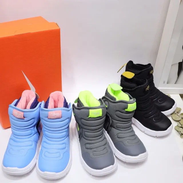 Nike Kids Insulated High-Top Snow Boots 2