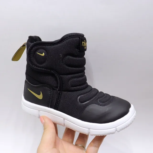 Nike Kids Insulated High-Top Snow Boots 6