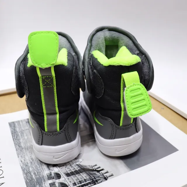 Nike Kids Insulated High-Top Snow Boots 12