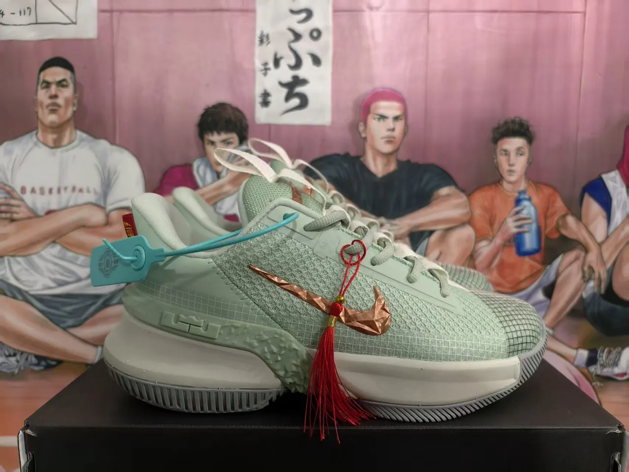 Nike LeBron Vert Rouge Maille Tricotée Supérieure Swoosh Métallique Cuivre Chaussures de basket-ball 4